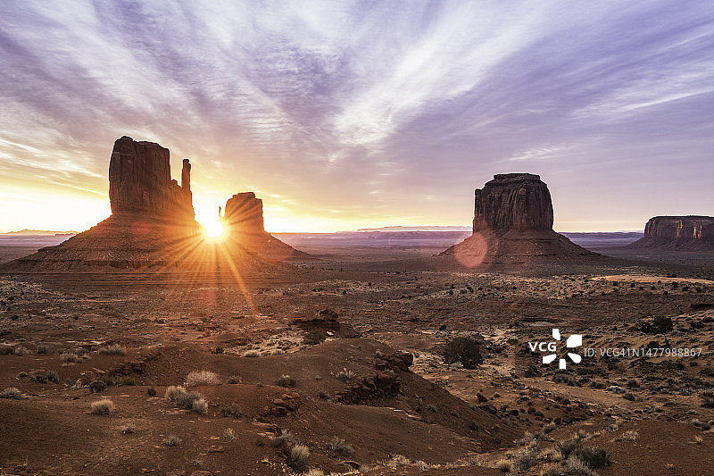 纪念碑谷日出图片素材