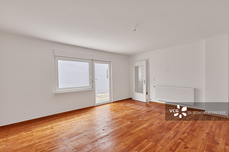 新装修的明亮空房间图片素材