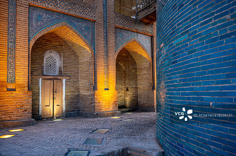 乌兹别克斯坦希瓦的傍晚光线图片素材