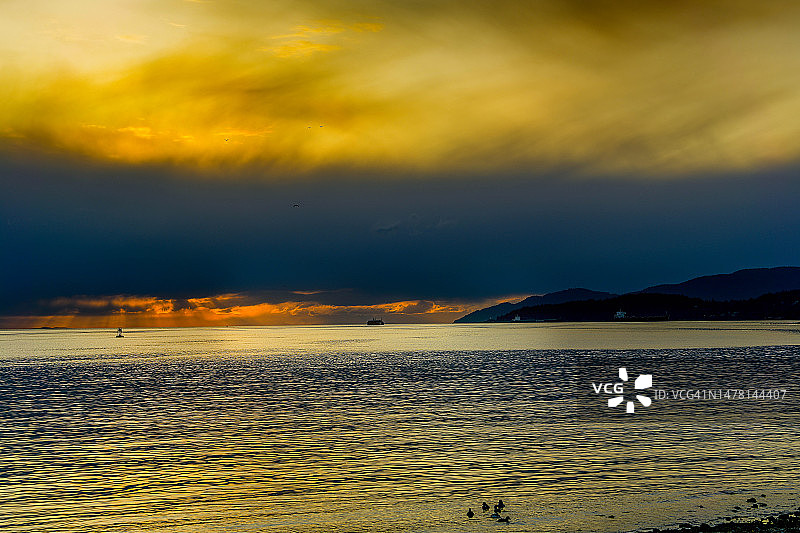 安布尔塞德公园海滩日落图片素材