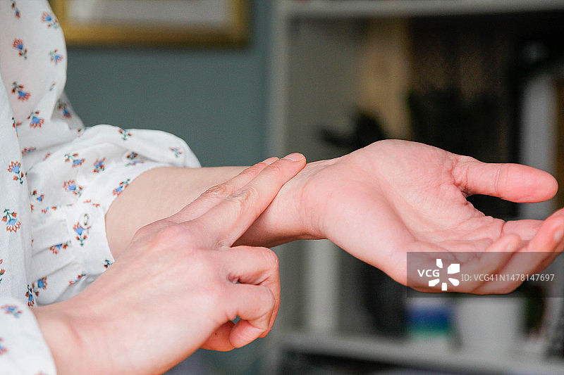 检查脉搏图片素材