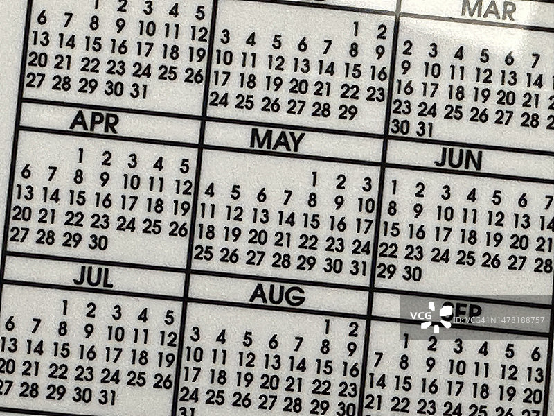 年度日历，带有独立月份图片素材