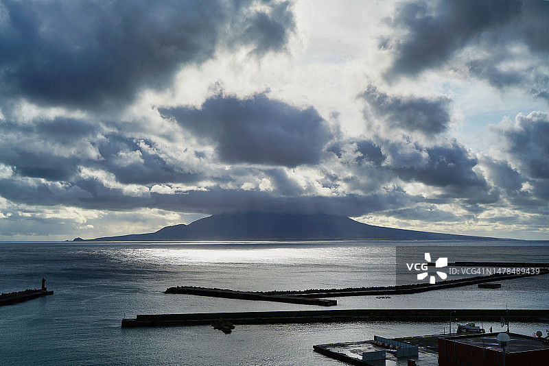 日本利尻岛海天一色美景图片素材