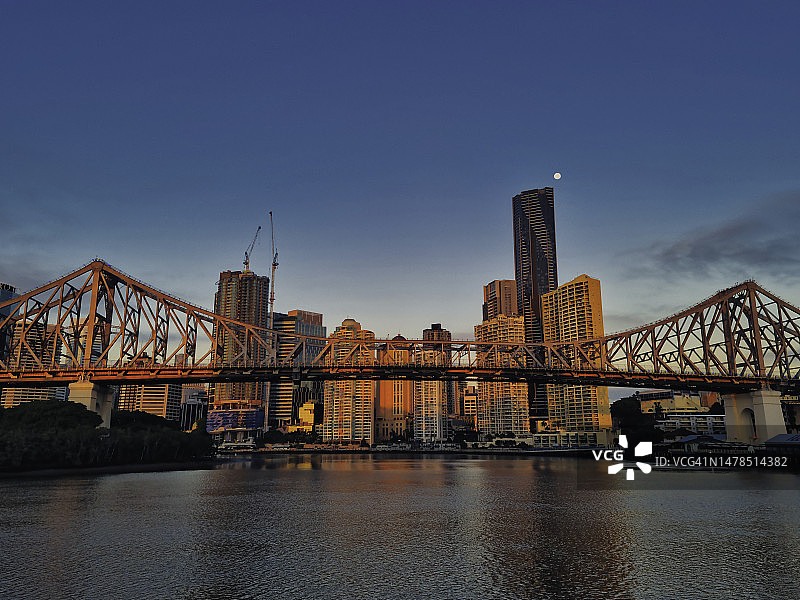 澳大利亚昆士兰州毅力谷的河上桥梁景观图片素材