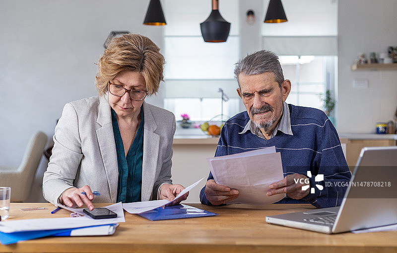 签署遗嘱图片素材