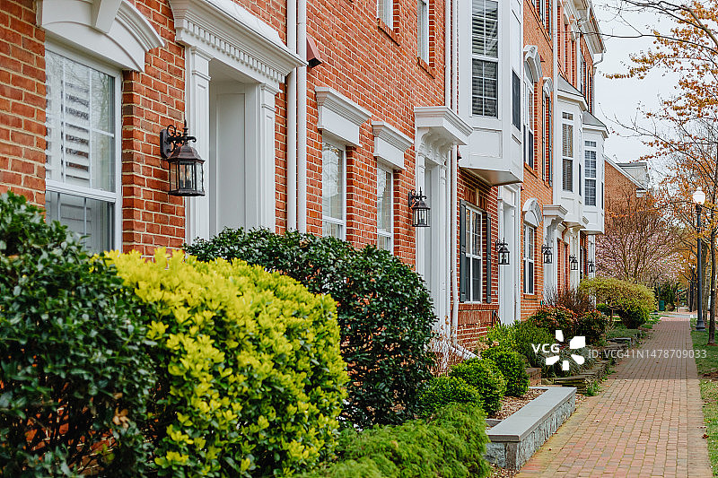 弗吉尼亚州亚历山大市的联排别墅图片素材