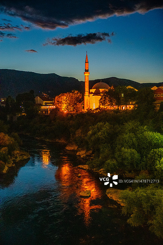 波斯尼亚和黑塞哥维那莫斯塔尔老城的尖塔图片素材