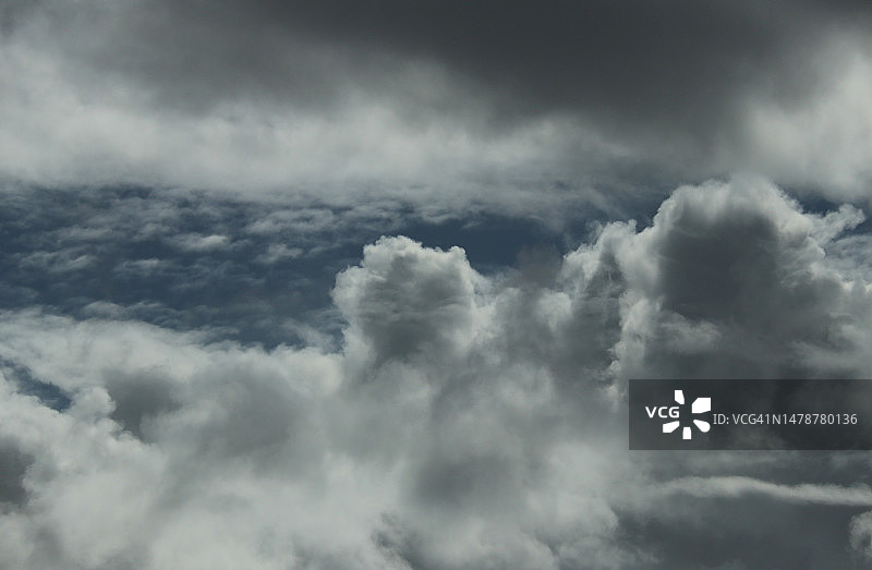 不祥的暴风云图片素材