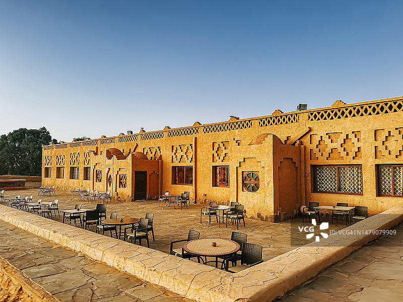 撒哈拉沙漠度假村建筑外观（清晨）图片素材