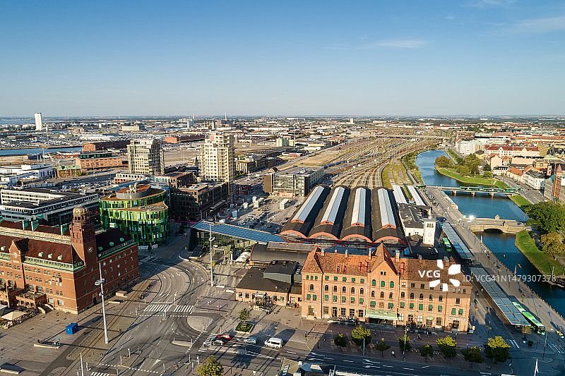 航拍火车站图片素材