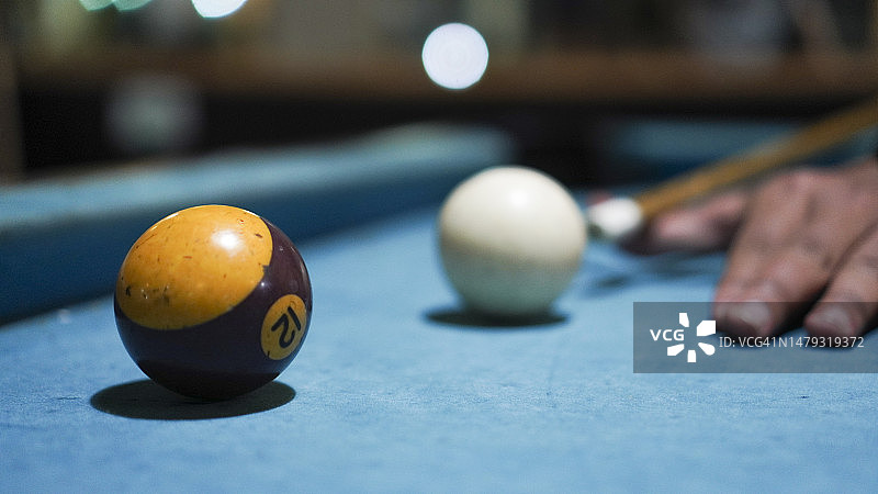 台球桌上的台球图片素材