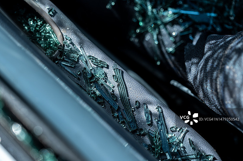 破碎的玻璃图片素材