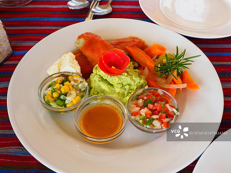 Atitlán湖的危地马拉传统美食图片素材