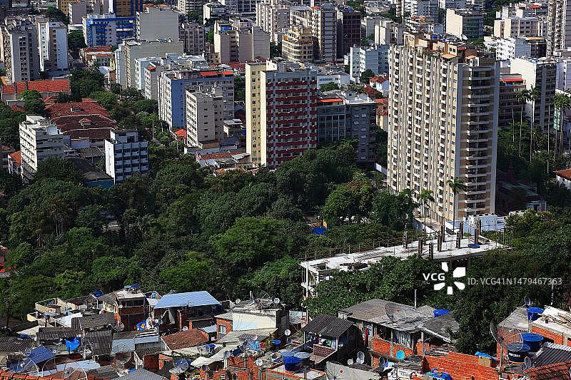 巴西里约热内卢圣玛尔塔贫民窟图片素材