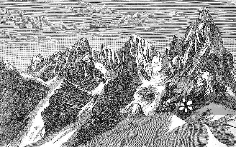 1880年意大利南蒂罗尔帕内韦焦的多洛米蒂山脉(历史照片,19世纪原版数字化修复,确切的原始日期未知)图片素材