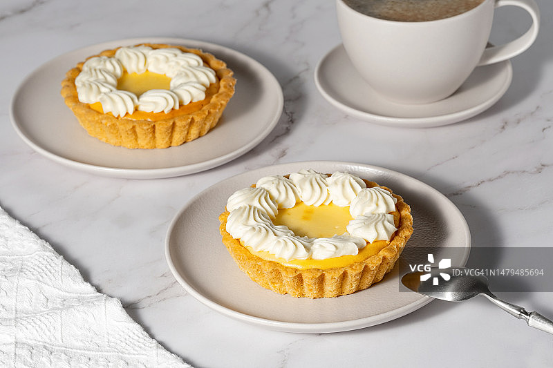 奶油芝士蛋糕和咖啡，斯塔夫罗波尔，斯塔夫罗波尔边疆区，俄罗斯图片素材