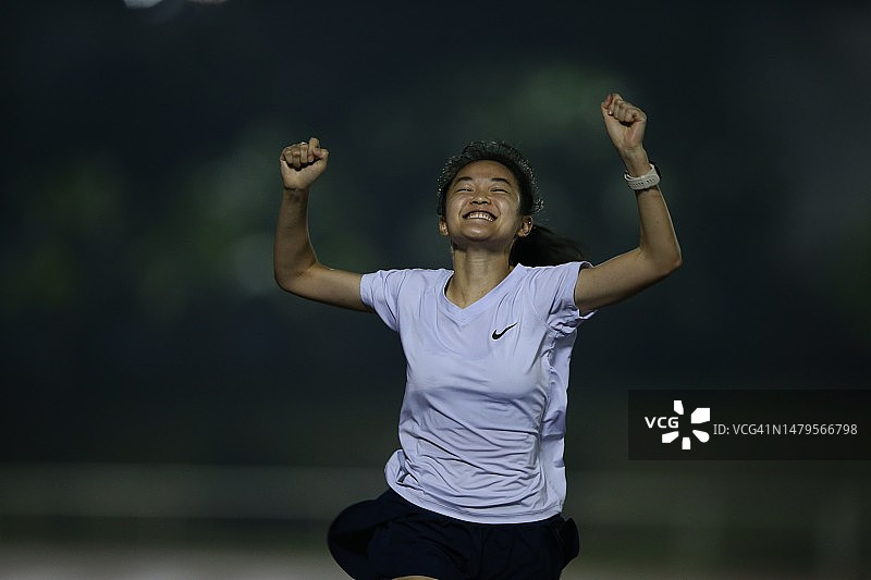 夜间健身图片素材