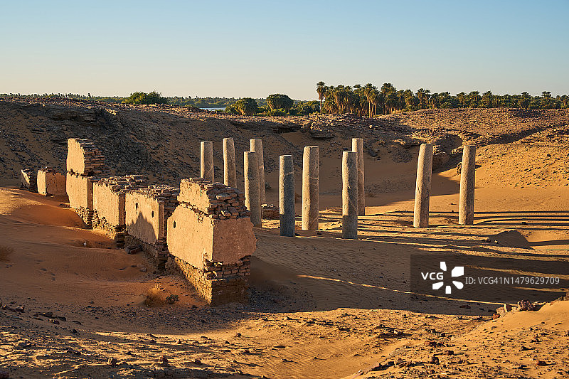 旧栋古拉教堂遗址图片素材