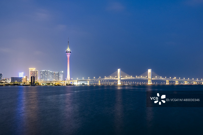 澳门西湾大桥夜景图片素材