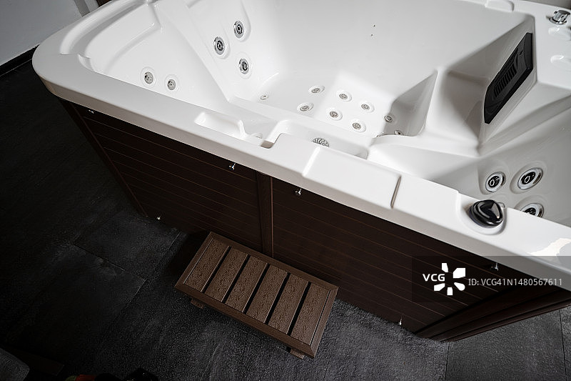 奢华热水浴缸图片素材