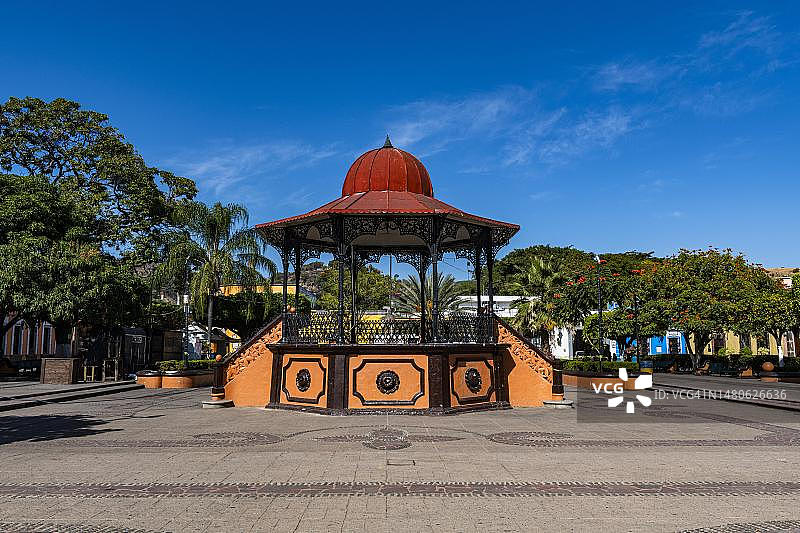 龙舌兰酒主要广场的亭阁，联合国教科文组织遗址，墨西哥哈利斯科图片素材
