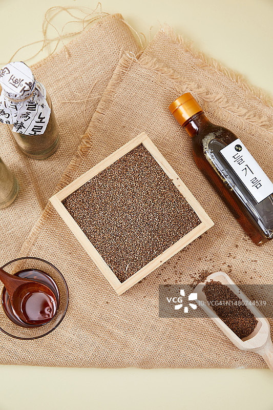 谷物食材、农作物、原料、芝麻籽、紫苏籽、紫苏油图片素材