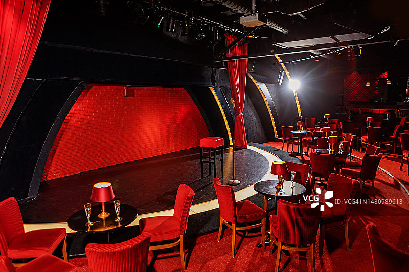 空旷的歌舞表演剧院座位图片素材