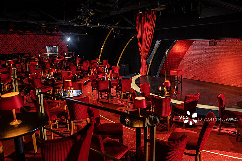 空旷的歌舞表演剧院座位图片素材