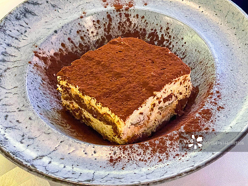 提拉米苏蛋糕图片素材