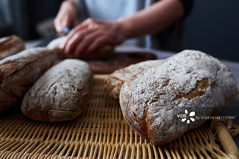 自制全麦恰巴塔面包图片素材