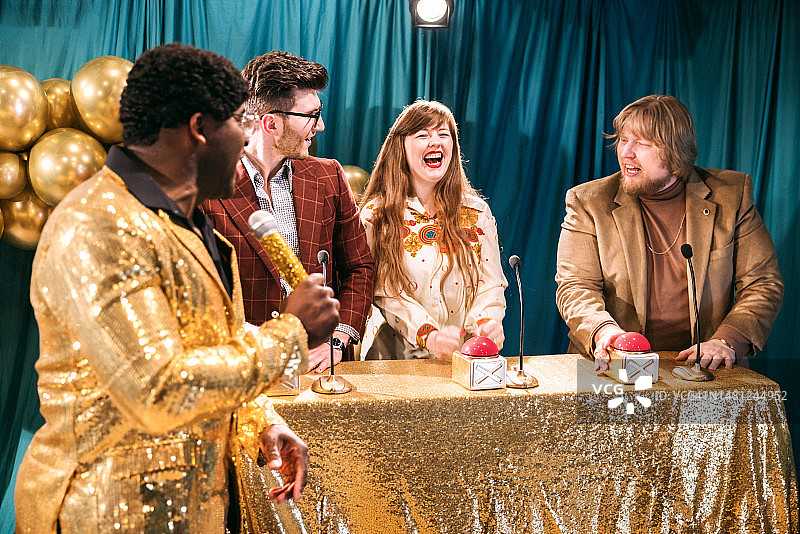 复古电视游戏节目广播图片素材