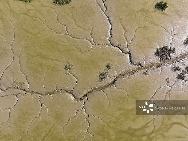 潮汐变化形成的壮丽自然形态和纹理鸟瞰图图片素材