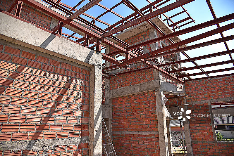 建造中的现代风格新房图片素材