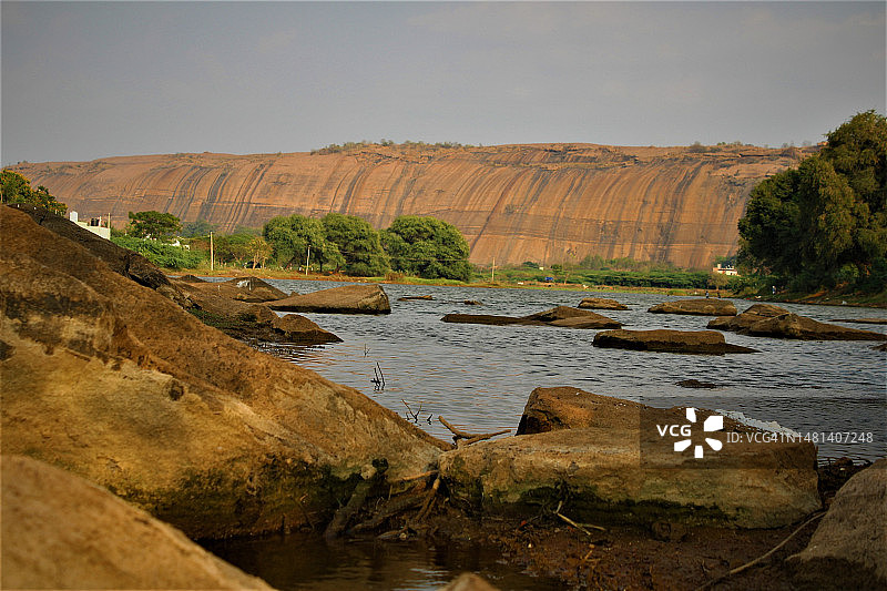 印度泰米尔纳德邦马杜赖的河流风光图片素材