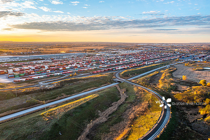 加拿大克莱因堡的加拿大太平洋铁路公司沃恩联运码头图片素材