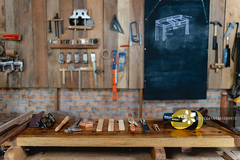 木材厂的车间和工具图片素材