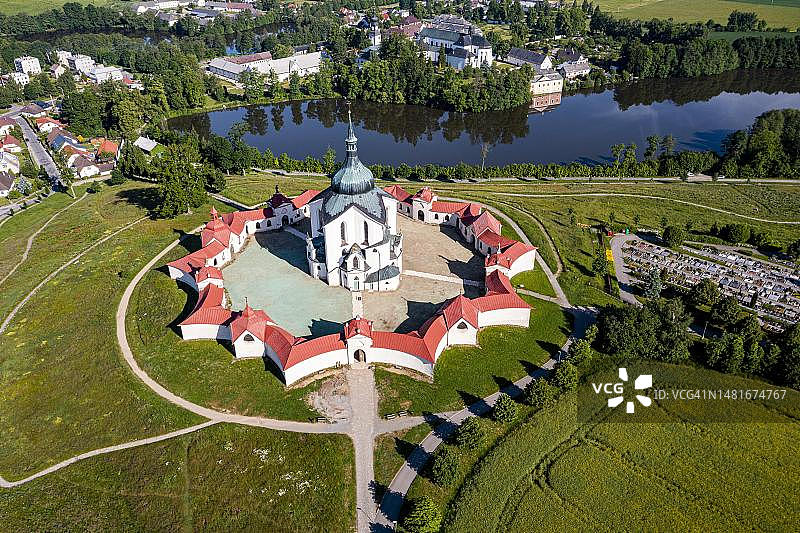 捷克共和国内波穆克的圣约翰朝圣教堂联合国教科文组织遗址航拍图片素材