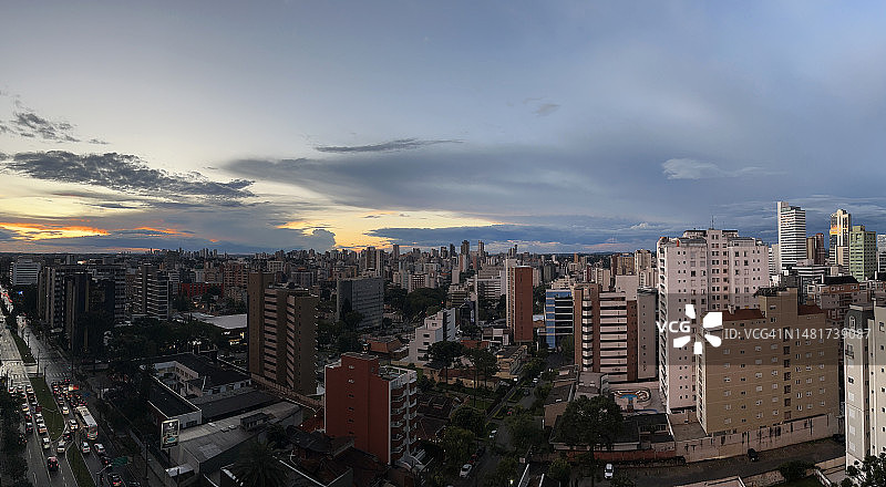 巴西库里蒂巴市中心鸟瞰图图片素材