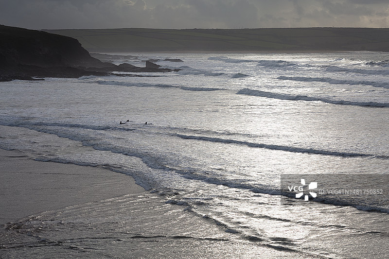 俯瞰波尔齐斯海滩海浪图片素材