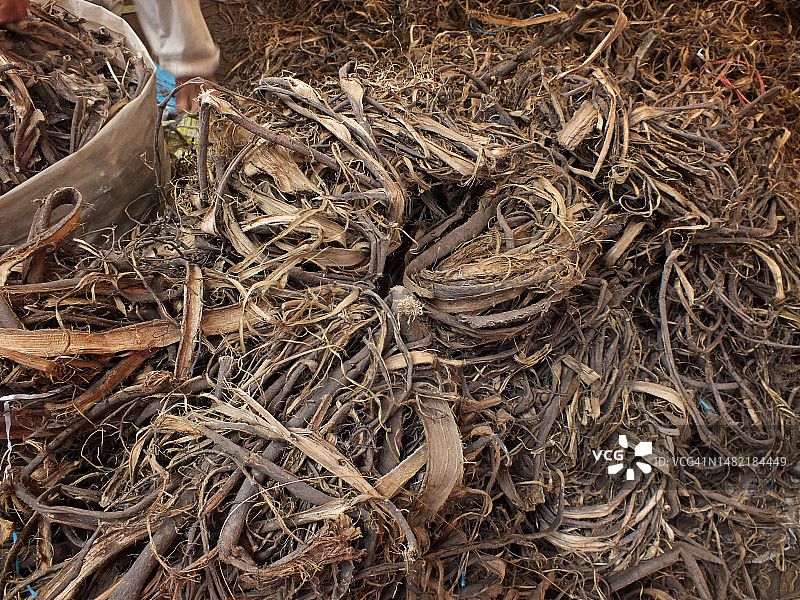 售卖中的核桃树皮图片素材