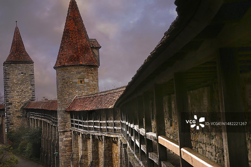 罗滕堡城墙和塔楼图片素材