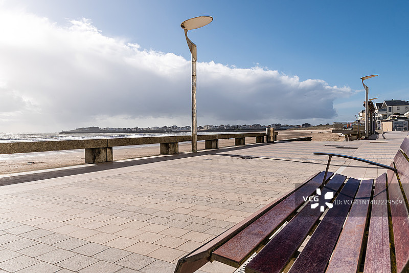 圣吉莱斯-克鲁瓦德维耶的步行道图片素材