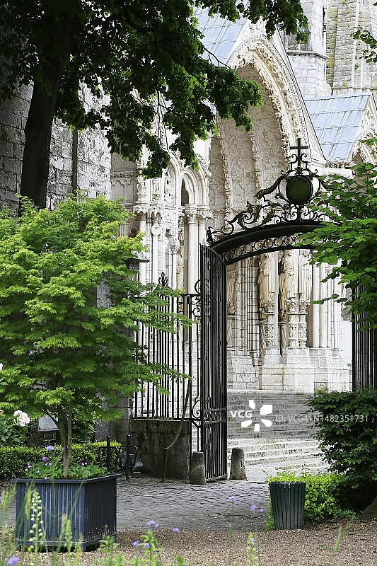 沙特尔圣母大教堂北部门户，法国厄尔-卢瓦省图片素材