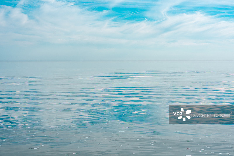 斯坦利港湖边的倒影图片素材