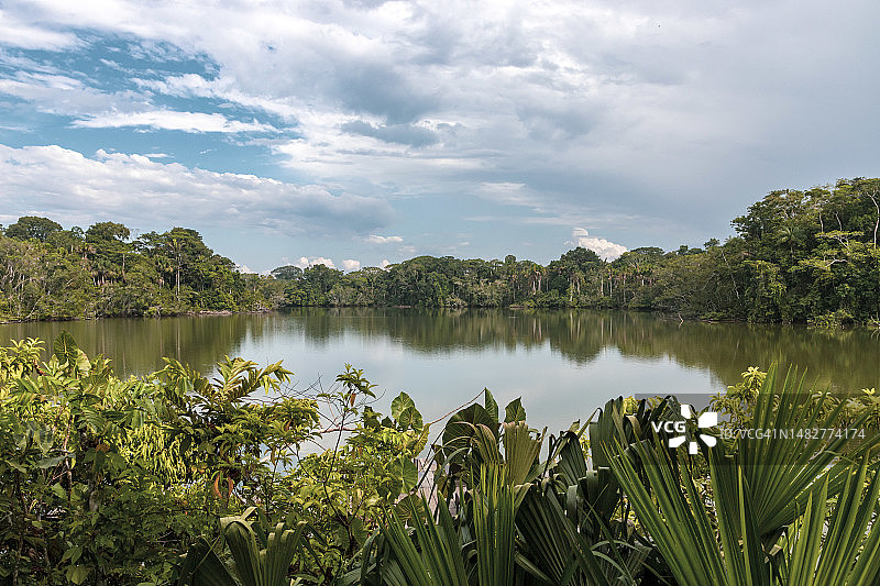 厄瓜多尔奥雷利亚纳省加尔萨科查湖图片素材