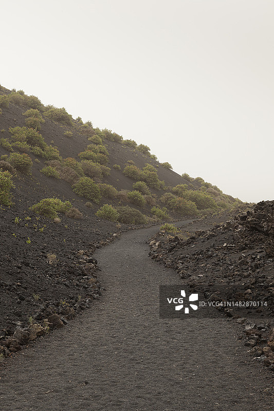 火山地貌小路图片素材
