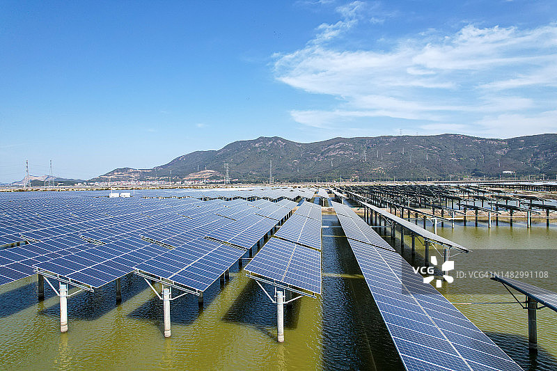 池塘光伏发电图片素材