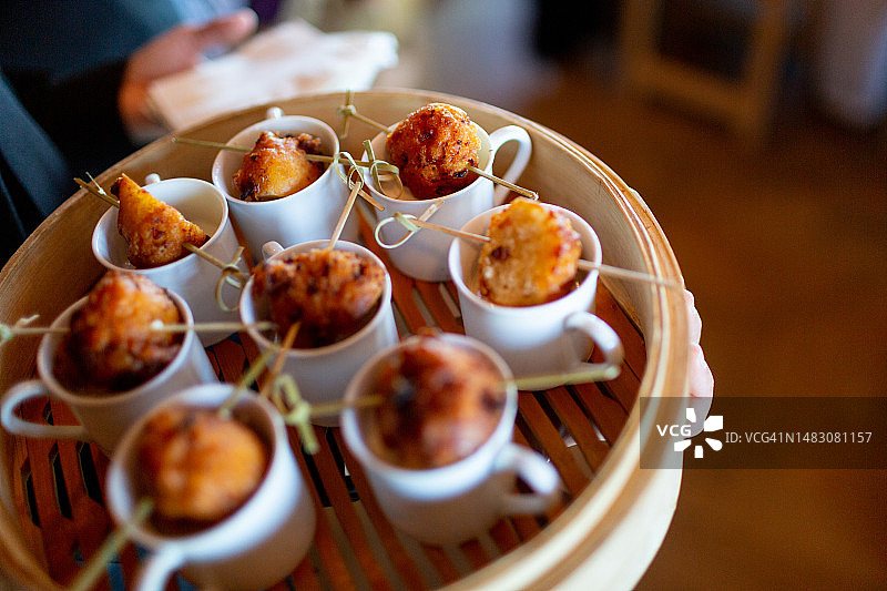 蛤蜊油条小吃图片素材