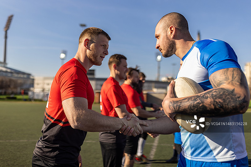 赛前橄榄球运动员图片素材