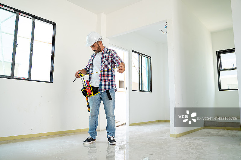 建筑与检查工作图片素材